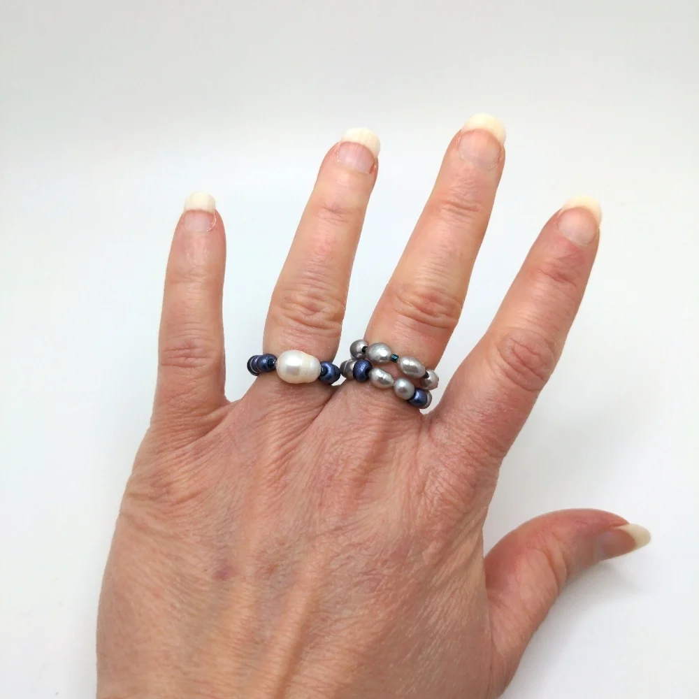 381MIDALANE Baroque Pearl Beaded Ring Set with Glass Beads